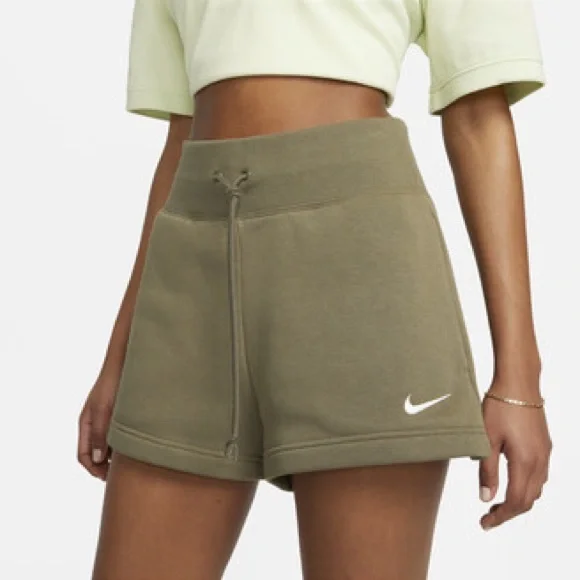 Nike Light Olive Fleece High Waisted Shorts Size XL - Picture 6 of 6